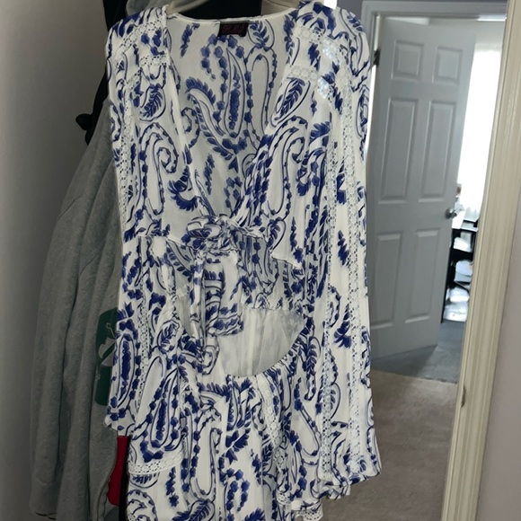 Romper - Picture 1 of 5